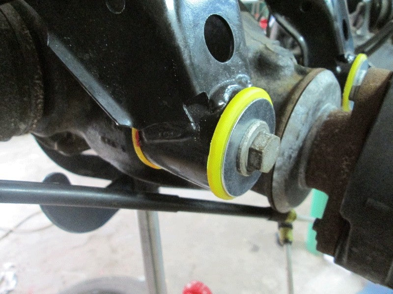 031598B: Silentblock Delantero del Diferencial Trasero - Imagen 6