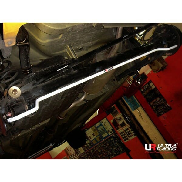 Barra Estabilizadora Trasera 16mm Ultra Racing para Naza Sutera (SA) 1.1 2WD 06-11 - Imagen 2