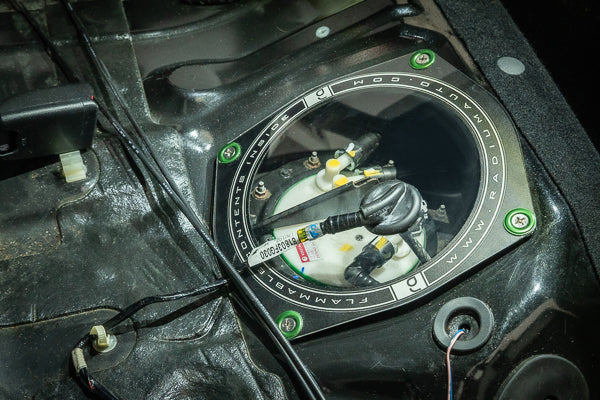Tapa de Acceso al Combustible Subaru 08-14 Radium Engineering