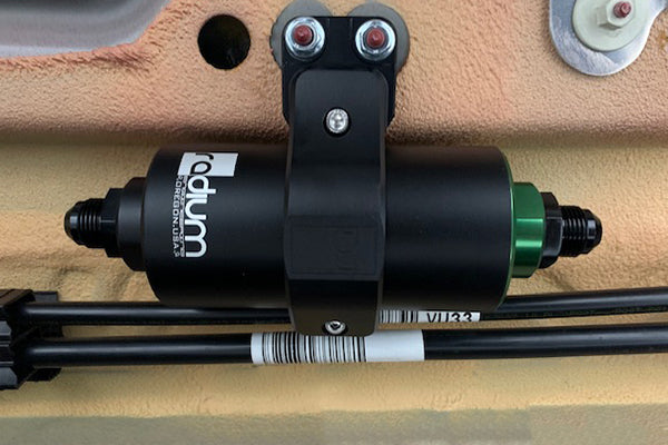 Soporte de Filtro de Combustible Toyota Supra MK5 Radium Engineering - Imagen 2