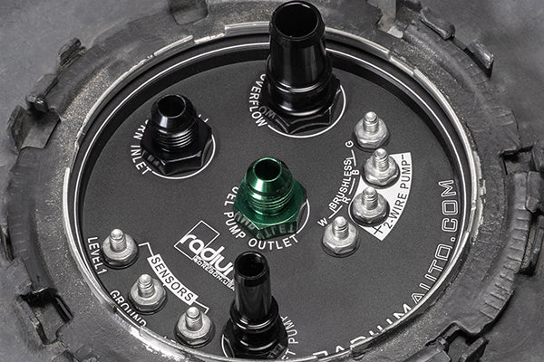 Depósito Anti-Oleaje con Soporte Bomba para Audi R8/Huracan/Gallardo LP (Sin Bomba) Radium Engineering - Imagen 4