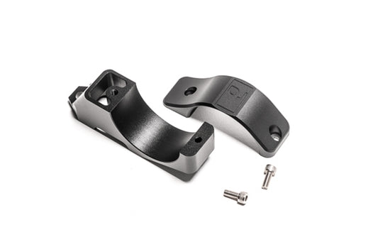 Soporte Para Filtro de Combustible Chevrolet Corvette 97-19 Radium Engineering