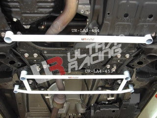 Barra Inferior Delantera Ultra Racing Toyota RAV4 2.4 06+