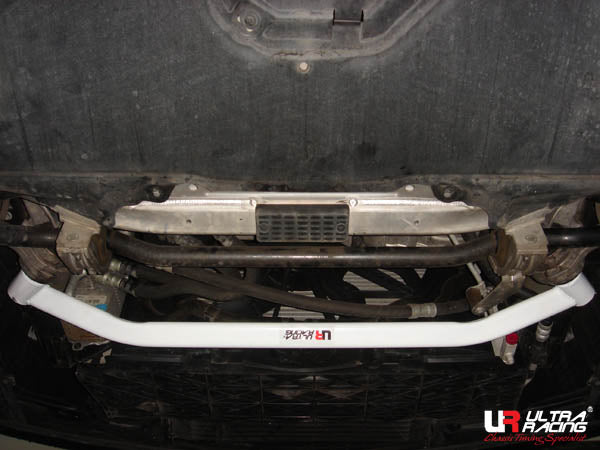Barra Estabilizadora Inferior Delantera Ultra Racing para BMW Serie 5 E60 530
