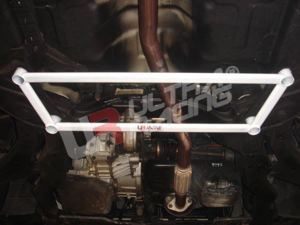 Barra Refuerzo Inferior Delantera Ultra Racing Kia Cerato