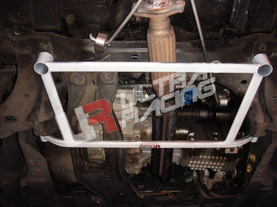 Barra de Refuerzo Delantera H 290 Ultra Racing Kia Sephia 97-03/Carens 98+