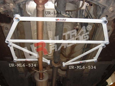 Barra Refuerzo Inferior Delantera Ultra Racing Honda CRV 07+ 2WD