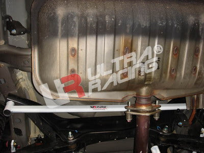 Barra Inferior Trasera 447 Ultra Racing para Mitsubishi Lancer 07+ /Sportback