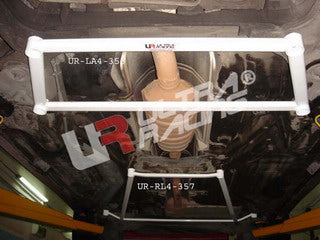 Barra Refuerzo Inferior Trasera Ultra Racing Para Volvo 850 Turbo 4D/Wagon