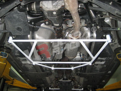 Barra Refuerzo Inferior Trasera Ultra Racing para Lexus IS250/350/IS F 05-09