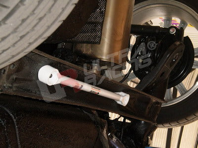 Barra de Torsión Trasera Ultra Racing para Ford Fiesta MK6/7 1.6 / Mazda 2 07+