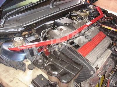Barra de Torretas Delantera Superior Ultra Racing para Fiat Coupe 16V