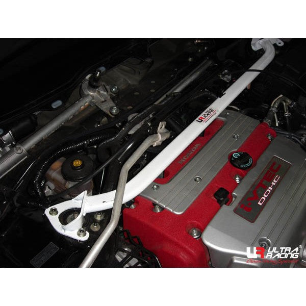 Barra de Torretas Delantera Ultra Racing para Honda Accord 03-08 2.0 CL7 4D
