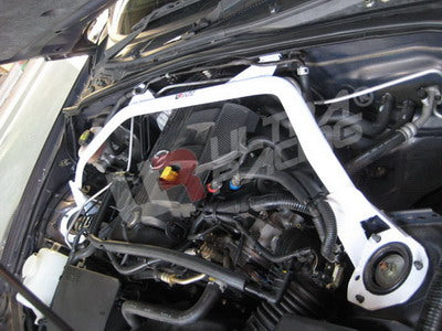 Barra de Torretas Delantera Superior Ultra Racing para Mazda MX5 NC 06+