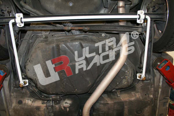 Barra Estabilizadora Trasera 16mm Ultra Racing para Toyota Starlet EP80/82/90/91 - Imagen 2