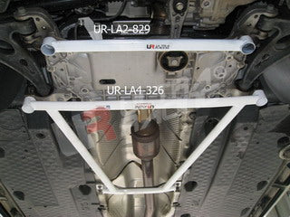 Barra Refuerzo Inferior Delantera 829 Ultra Racing VW Golf 5 GTI + R32