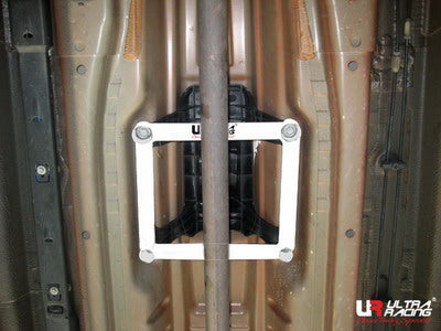Refuerzo Inferior Central Ultra Racing para Fiat Grande Punto 8V 1.4 06+