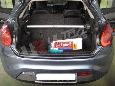 Barra de Torretas Trasera Superior Ultra Racing para Fiat Bravo 1.4 Turbo 07+