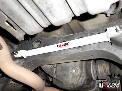 Barra Inferior Trasera Ultra Racing para BMW Serie 3 E90 (320/325)