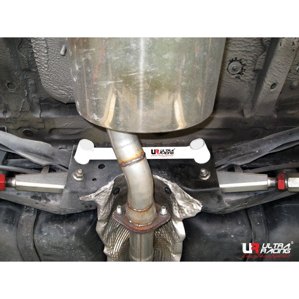 Barra Inferior Trasera Ultra Racing para Mini Cooper (S) R53/R55 1.6 01+