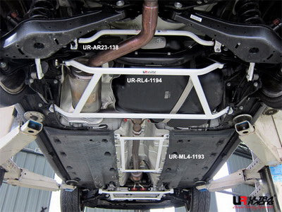 Barra Refuerzo Trasera Ultra Racing VW Golf 6 / Scirocco 08+ / Audi A3 8P