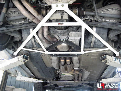 Refuerzo Trasero Ultra Racing para BMW Z4 E85 (02+)