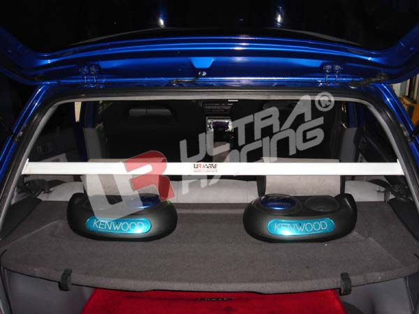 Barra Trasera C-Pillar 585 Ultra Racing para Toyota Starlet EP90/91
