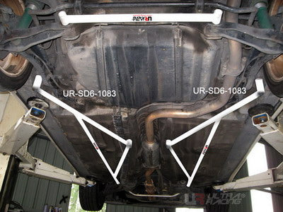 Barras de Refuerzo Inferiores Ultra Racing para Honda Integra 94-01 DC2