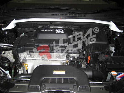 Barra Refuerzo Superior Delantera Ultra Racing Hyundai i30 07-12/Elantra 07-10 2.0