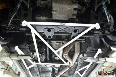 Barra Refuerzo Inferior Delantera Ultra Racing Nissan Skyline GTR R33