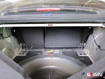 Barra de Torretas Trasera Superior Ultra Racing para Chevrolet Cruze 08+ 1.6/1.8/2.0