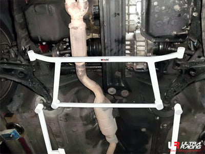 Barra Refuerzo Inferior Delantera H 1583 Ultra Racing para Hyundai Coupe 96-99