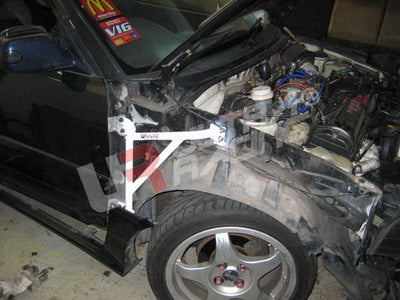 Soportes de Aleta Ultra Racing para Daihatsu Charade G200 94-00