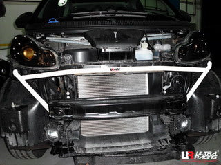Barra de Torsión Delantera Ultra Racing para Smart Fortwo 451 07+