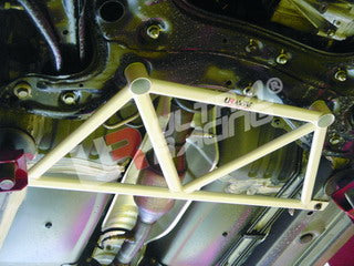 Barra Refuerzo Delantera Ultra Racing Toyota IST/Urban Cruiser 01-06