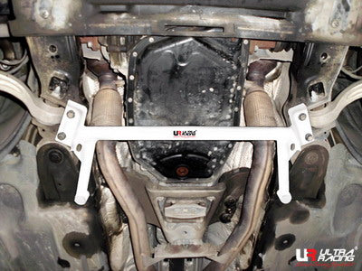 Barra de Refuerzo Delantera H Ultra Racing para Audi A6 C6 04-11 4.2 4WD
