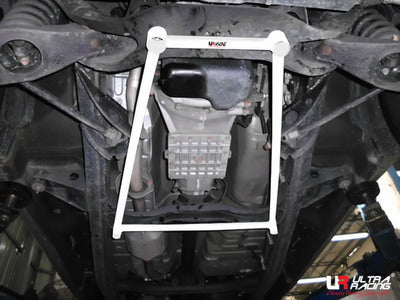 Barra Refuerzo Inferior Trasera Ultra Racing Mitsubishi Triton/L200 06+
