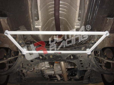 Barra Refuerzo Delantero Ultra Racing Nissan Micra K12 02-07