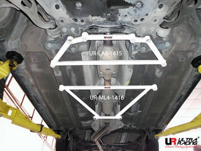 Refuerzo Inferior Central Ultra Racing 1416 para Mazda 6 GH 08+