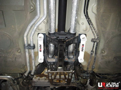 Refuerzos Inferiores Centrales 1510 Ultra Racing para Porsche 911 997 05-12 3.6