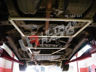 Barra Central Inferior Ultra Racing Toyota Previa 00-06