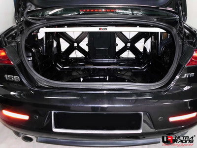 Barra de Torretas Trasera Superior Ultra Racing Alfa Romeo 159 05+ / Brera