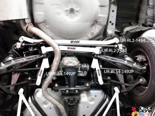 Barra Inferior Trasera Ultra Racing para Subaru Impreza WRX 4D 11+