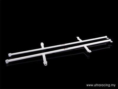 Barras Laterales Ultra Racing para Hyundai Genesis 08+ 2.0T