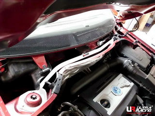 Barra de Torretas Delantera Superior Ultra Racing para VW Tiguan 07-12/ Skoda Yeti 09+