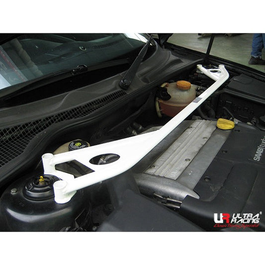 Barra de Torretas Superior Delantera Ultra Racing para Saab 93 02-12 2.0T
