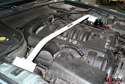 Barra De Torretas Superior Delantera Ultra Racing Para Jaguar XJ (X308) 4.0 98-02