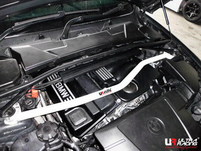 Barra de Torretas Delantera Superior Ultra Racing para BMW Serie 3 E90 05+ 320