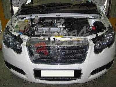 Barra de Torretas Delantera Superior Ultra Racing para Chery Eastar 06+