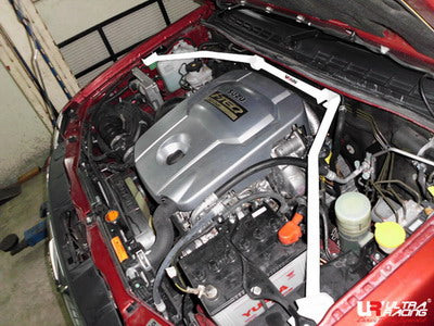 Barra de Torretas Superior Delantera Ultra Racing Isuzu D-Max 3.0D 02+